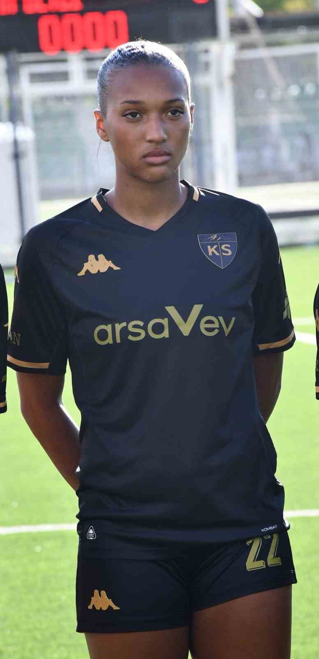 KAYSERİ KADIN FUTBOL KULÜBÜ'NÜN KANADALI OYUNCUSU LAURİE ANN MOİSE’YE MİLLİ DAVET.
