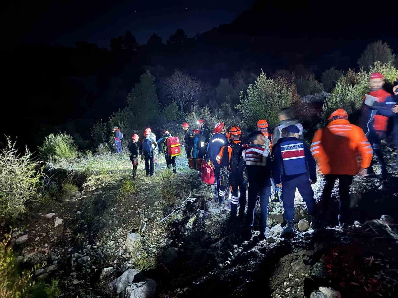 KAYIP İHH GÖNÜLLÜLERİNİ ARAMA ÇALIŞMALARI DEVAM EDEYOR