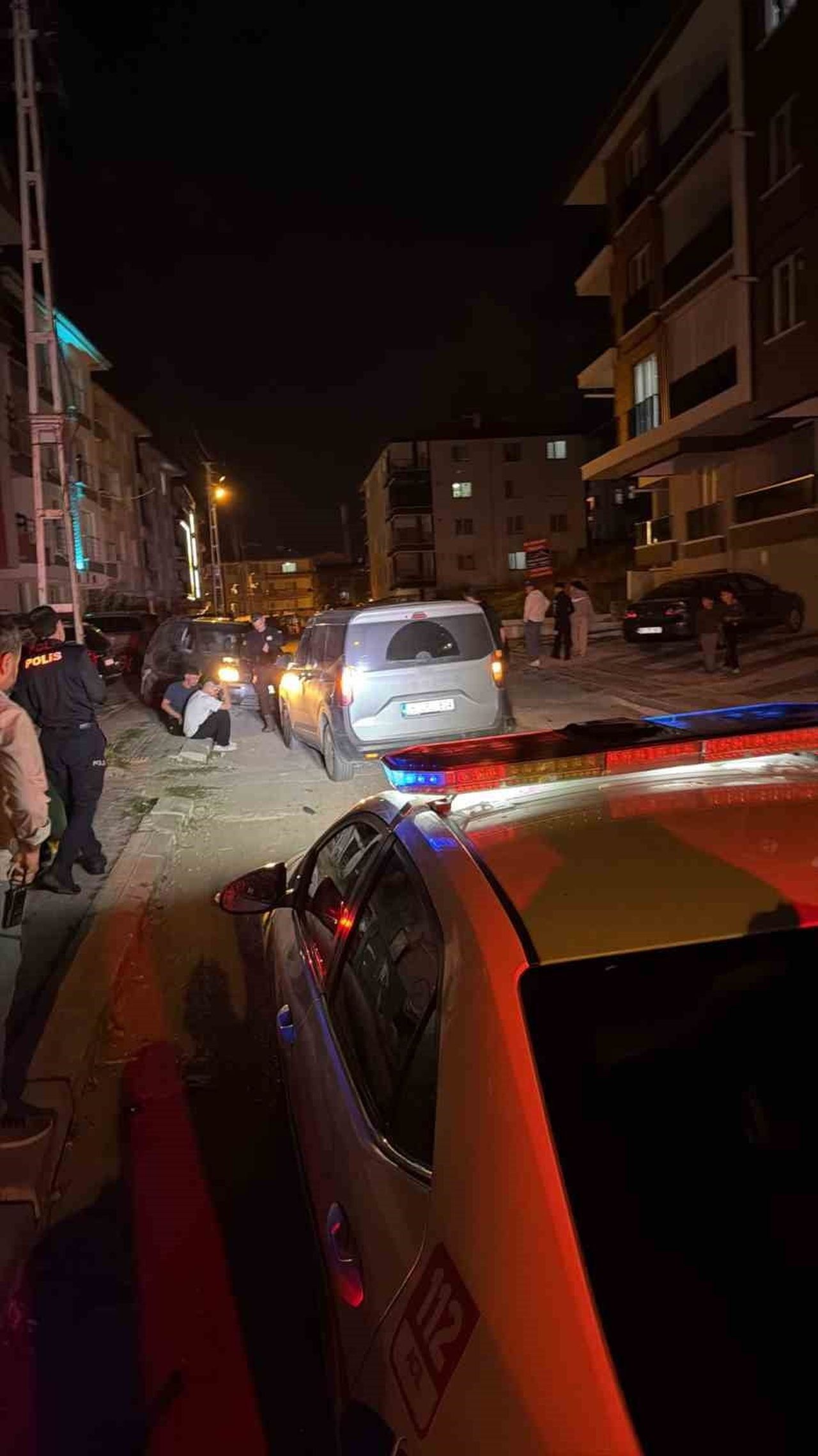 ANKARA’NIN AKYURT İLÇESİNDE POLİSİN DUR İHTARINA DUYMAYAN SÜRÜCÜ YAKALANDI. SÜRÜCÜYE 240 BİN LİRA...