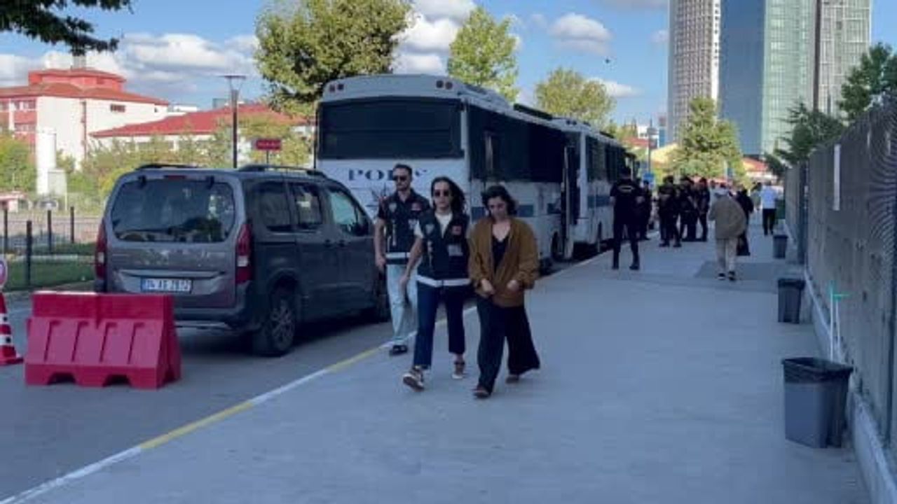 Üsküdar Belediyesi soruşturmasındaki şüpheliler sağlık kontrolünden geçirildi