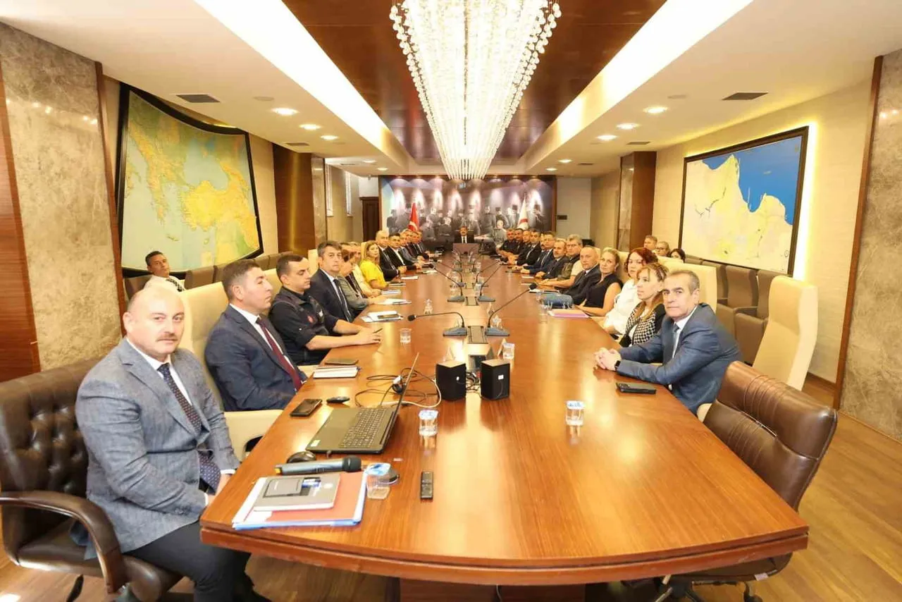SAMSUN İL MAHALLİ ÇEVRE KURULU TOPLANTISI, SAMSUN VALİSİ ORHAN TAVLI BAŞKANLIĞINDA...