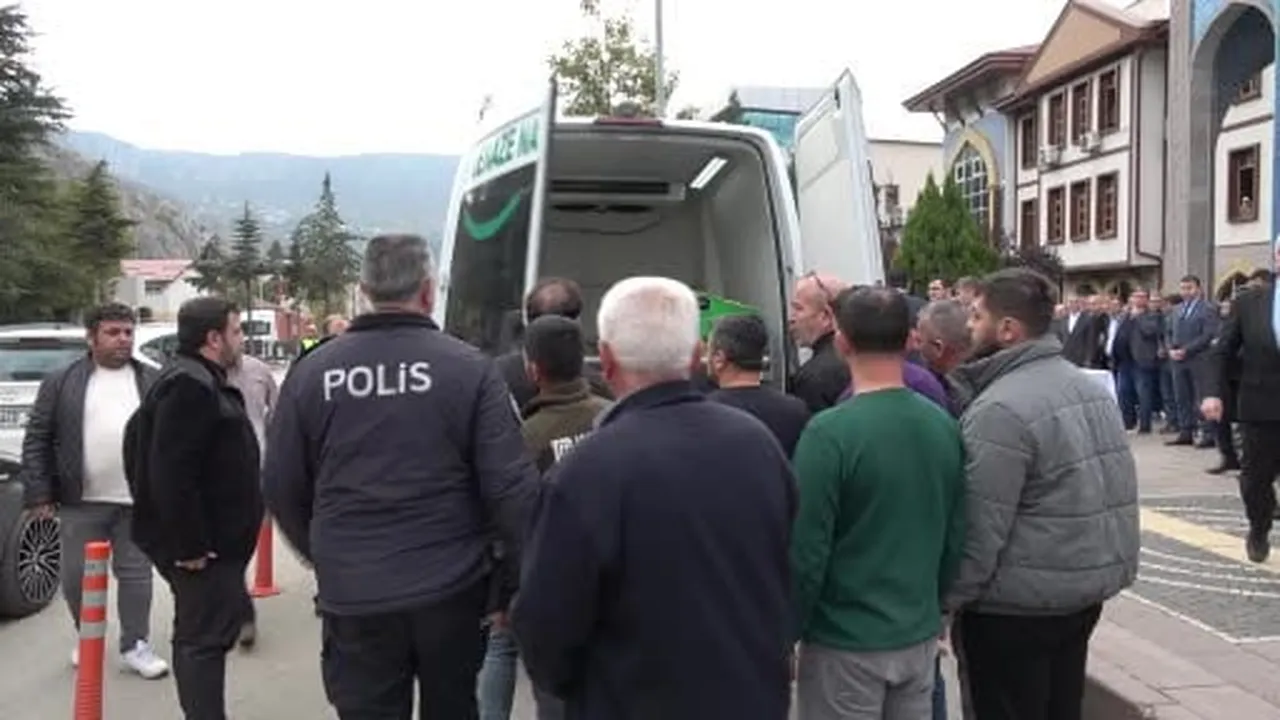 İşe giderken bisikletiyle kaza yapan adliye çalışanı hayatını kaybetti