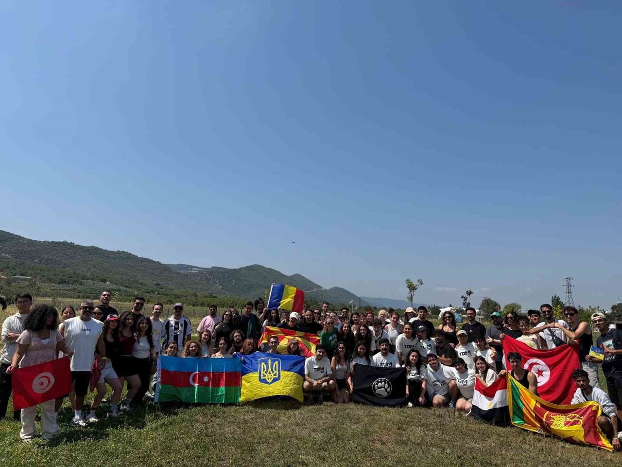 NİLÜFER BELEDİYESİ VE ULUSLARARASI GENÇLİK ORGANİZASYONU AIESEC İŞ BİRLİĞİYLE DÜZENLENEN "TOP OF...