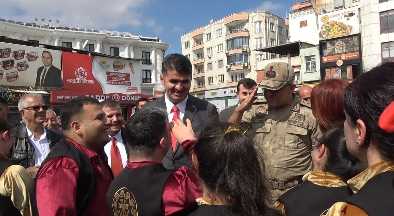 ETKİNLİK KAPSAMINDA ÇORUM’DAN GELEN ÖZEL BİREYLER, İL JANDARMA KOMUTANI JANDARMA KIDEMLİ ALBAY...