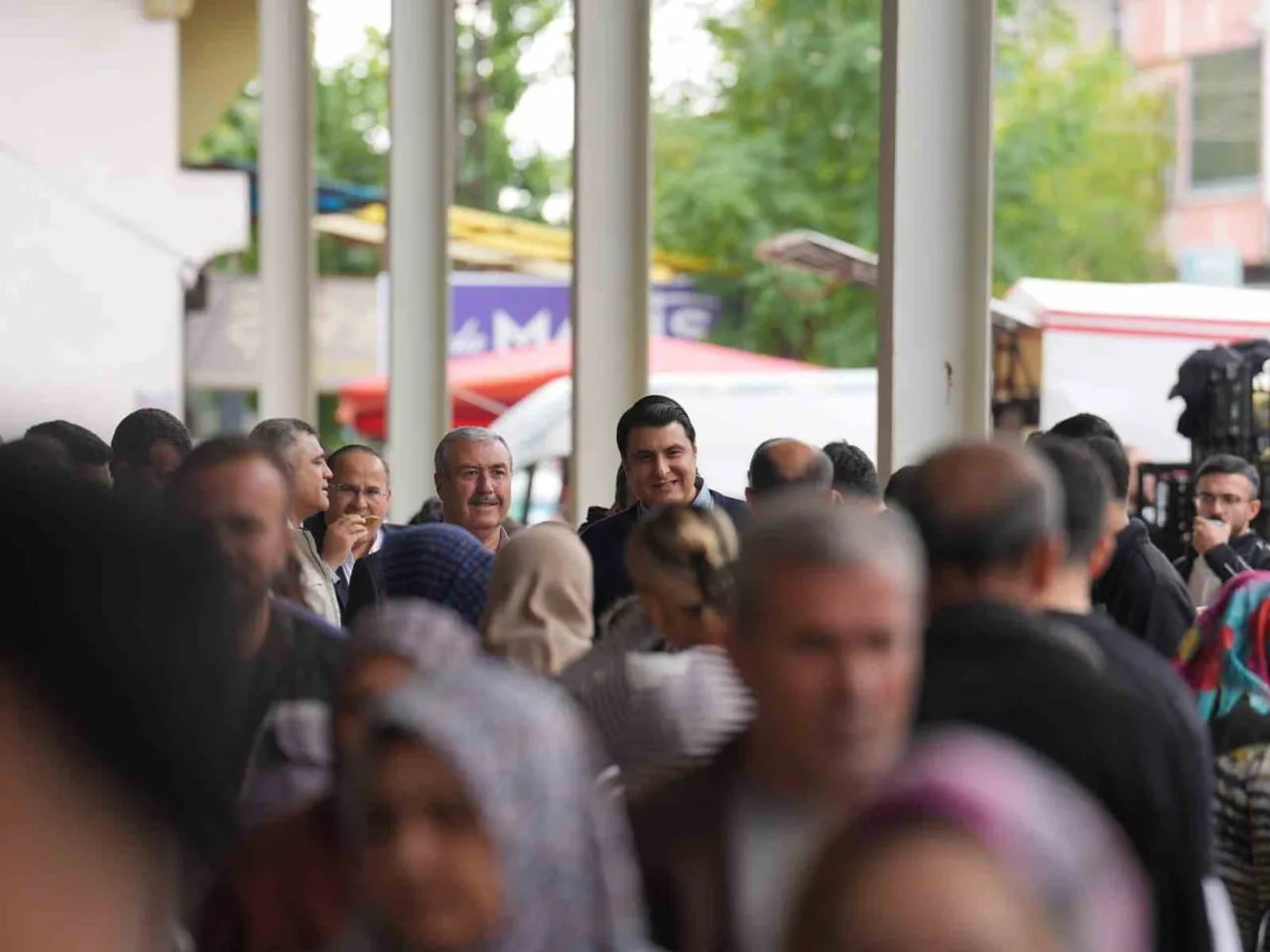 ŞEHİTKAMİL BELEDİYE BAŞKANI UMUT YILMAZ, MAHALLE ZİYARETLERİ KAPSAMINDA PİRSULTAN VE ÖZGÜRLÜK...