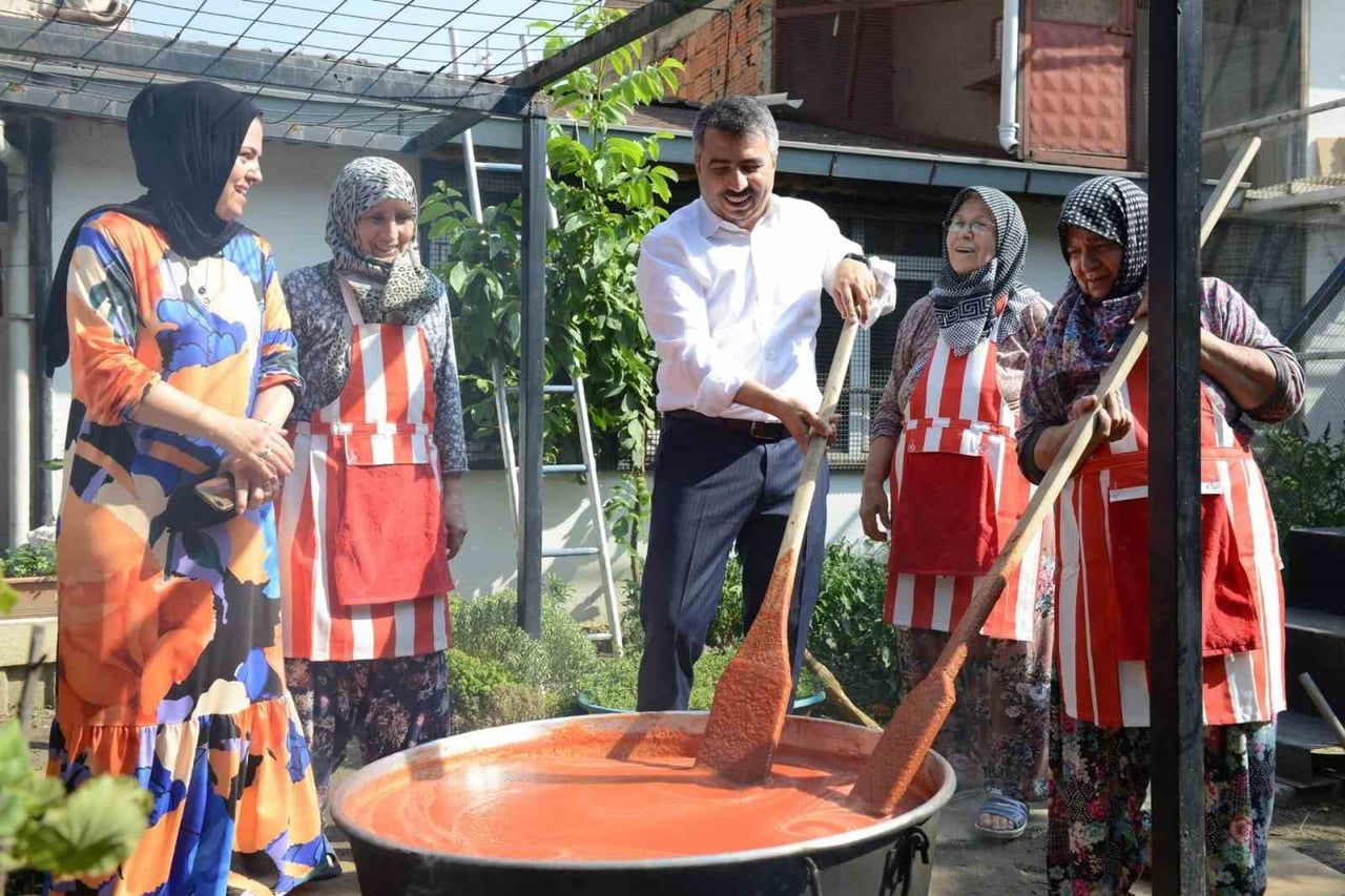 YILDIRIM BELEDİYESİ KADIN KOOPERATİFLERİ, KADINLARIN SOSYAL VE EKONOMİK HAYATTA DAHA GÜÇLÜ YER...