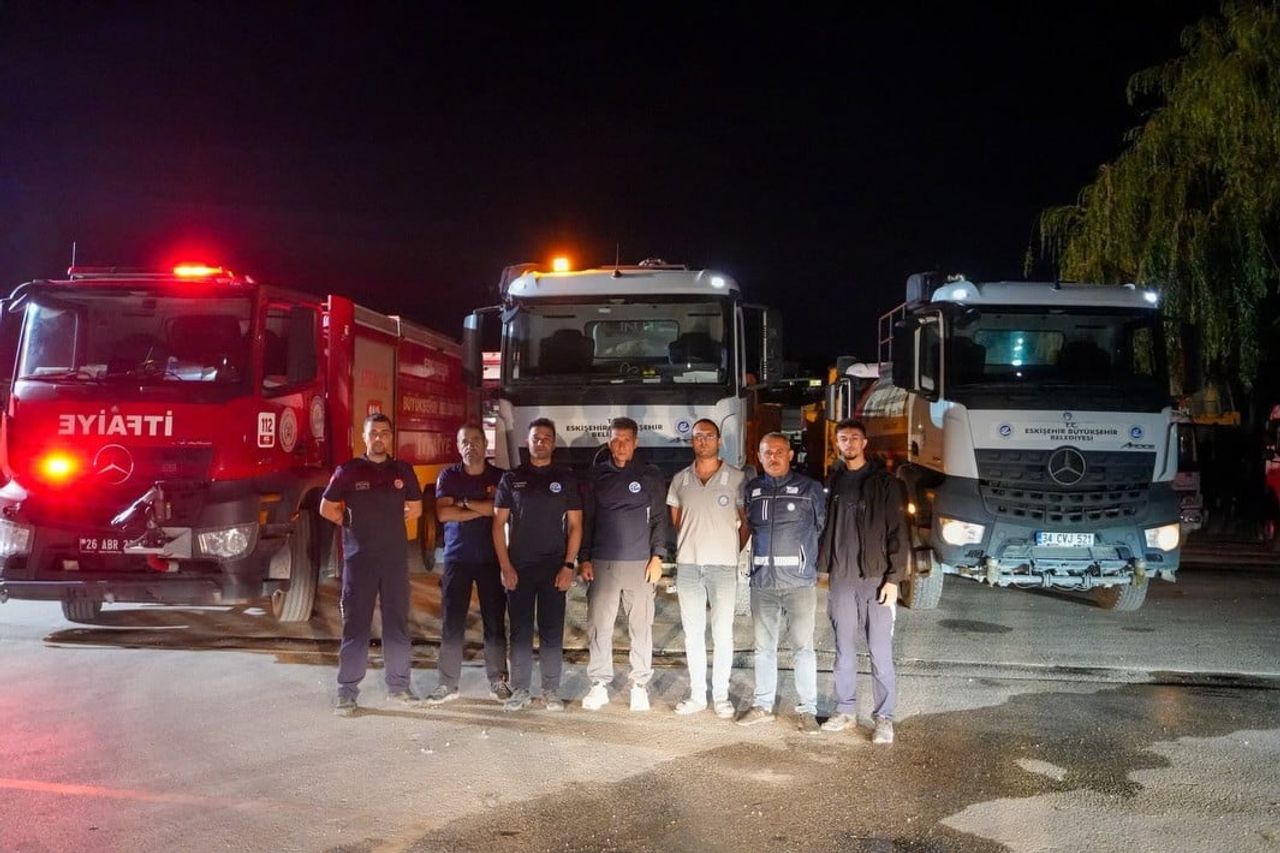 AYDIN'DA MEYDANA GELEN ORMAN YANGININA DESTEK OLMAK ÜZERE ESKİŞEHİR'DEN YOLA ÇIKAN İTFAİYE...