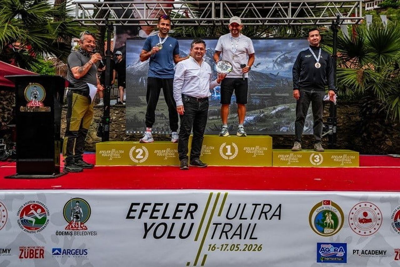 EFELER YOLU ULTRA TRAİL, İZMİR'DE 50K, 30K, 15K VE 5K'LIK PARKURLARDA GERÇEKLEŞTİRİLDİ. YARIŞLARIN...