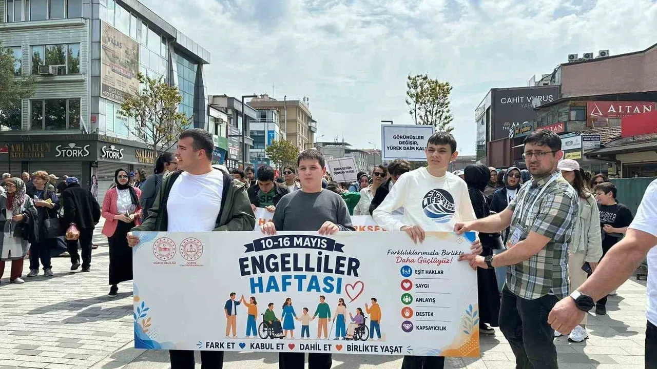ENGELLİLER HAFTASI, DÜZENLENEN KORTEJ YÜRÜYÜŞÜ VE TÖRENLERLE BAŞLADI. YAPILAN KONUŞMALARDA ÖZEL...