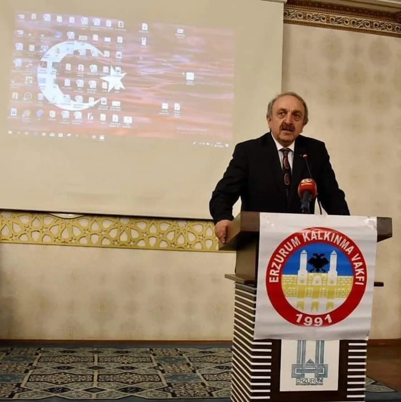 ER-VAK BAŞKANI ERDAL GÜZEL, “19 MAYIS 1919, TARİHİ BİR ŞAHLANIŞIN ADIDIR” DEDİ.