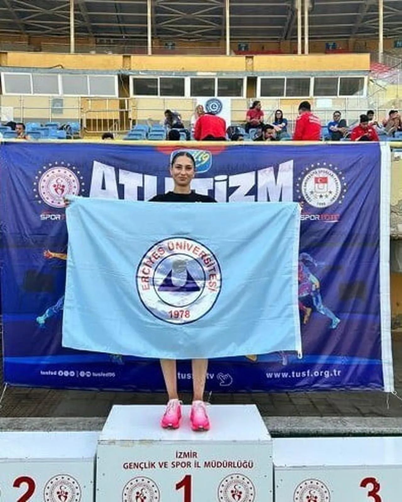 ERCİYES ÜNİVERSİTESİ SPORCULARI 1 ALTIN, 2 GÜMÜŞ VE 1 BRONZ OLMAK ÜZERE 4 MADALYA KAZANDI.