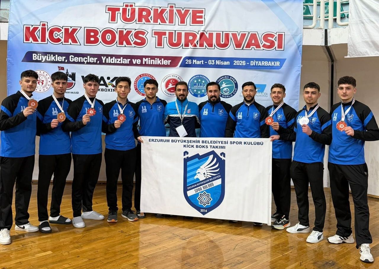 ERZURUM BÜYÜKŞEHİR BELEDİYESİ SPORCULARI TÜRKİYE KİCK BOKS TURNUVASI’NDAN MADALYALARLA...