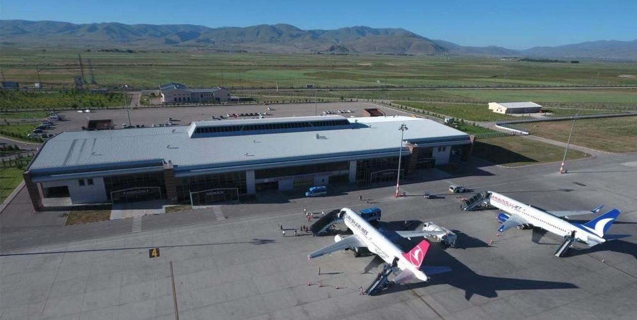 ERZURUM HAVALİMANI'NDA HAFTALIK UÇUŞ SAYISI 64'E YÜKSELDİ