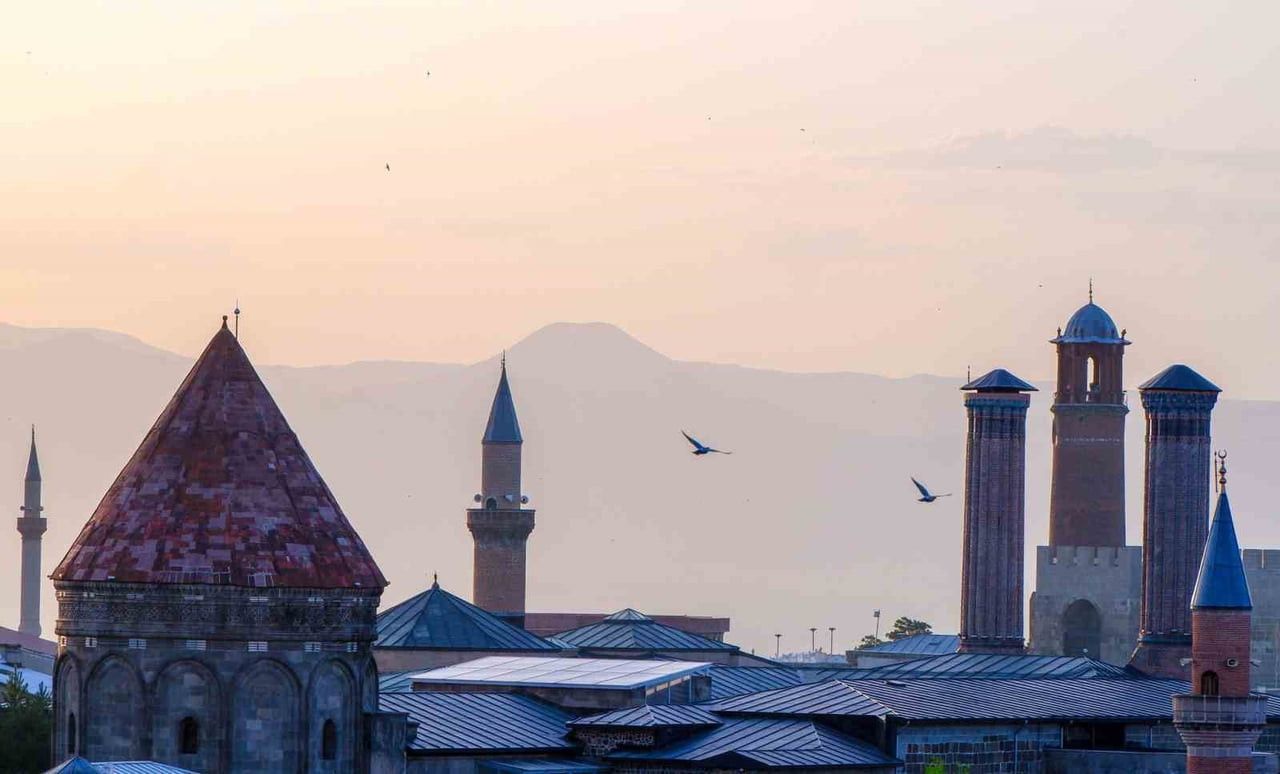 ERZURUM (İHA) - MİLLİ MÜCADELE YILLARINA IŞIK TUTAN ÖNEMLİ BİR TARİHÎ BELGE, ARŞİV ÇALIŞMALARI...