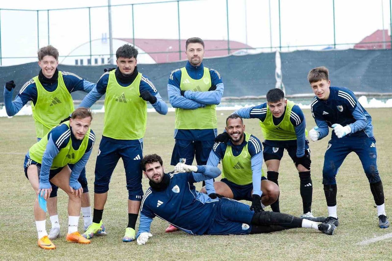 ERZURUMSPOR FK 29 HAZİRAN’DA TOP BAŞI YAPACAK