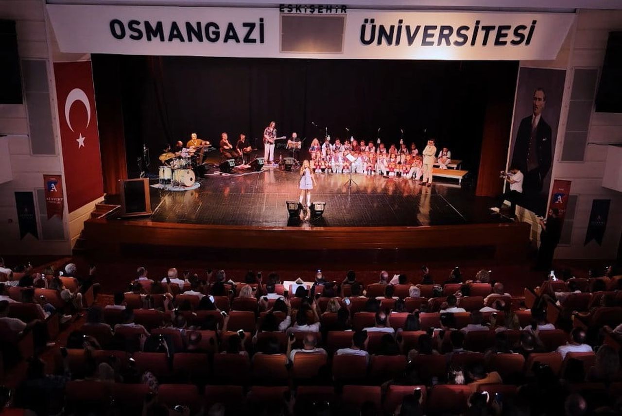 ESKİŞEHİR OSMANGAZİ ÜNİVERSİTESİ (ESOGÜ) VE ATAYURT OKULLARI'NIN İŞBİRLİĞİNDE, İLKOKUL ÖĞRENCİLERİ...
