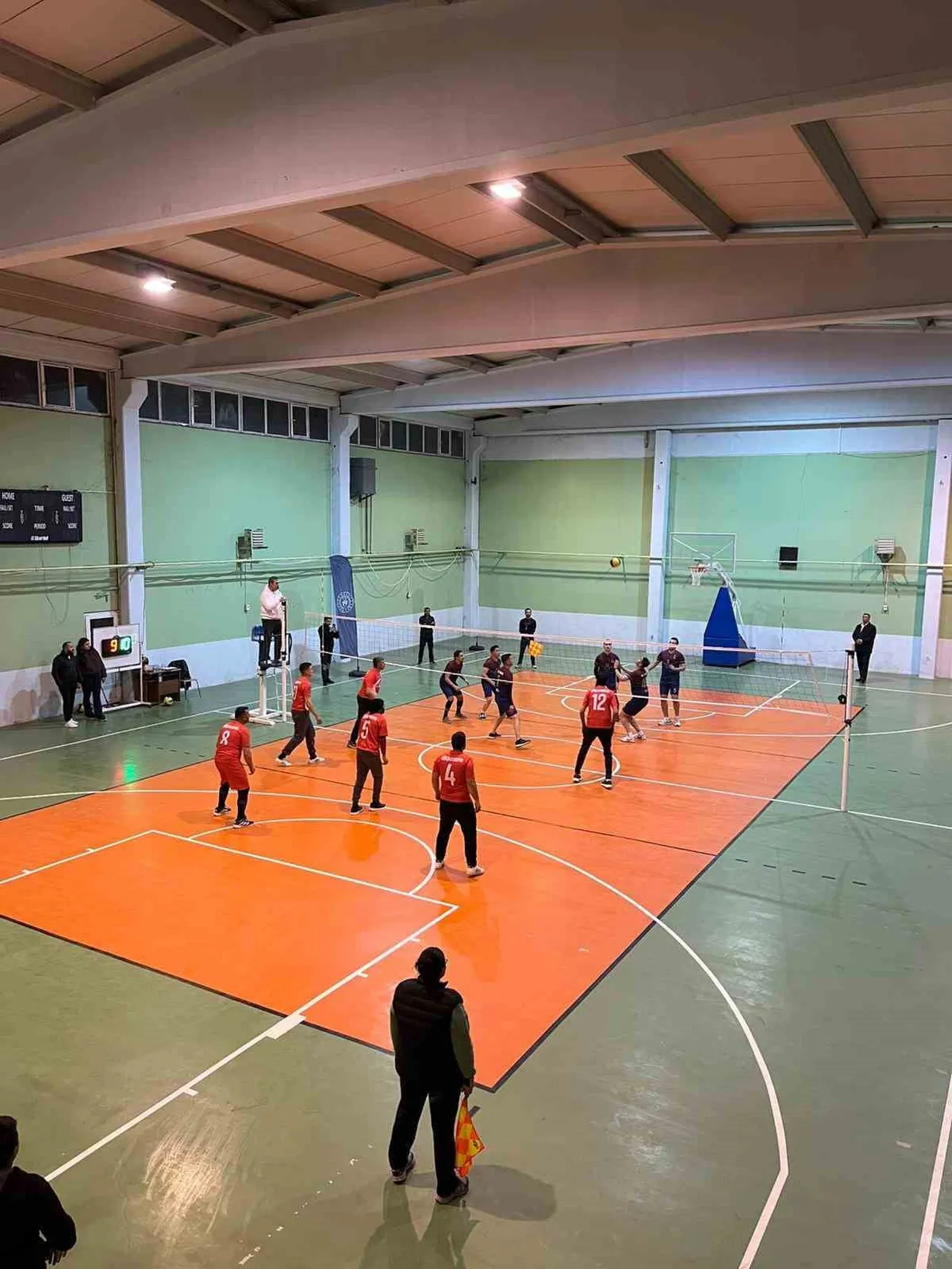 ESKİŞEHİR'DE BEYLİKOVA GENÇLİK VE SPOR İLÇE MÜDÜRLÜĞÜ TARAFINDAN ORGANİZE EDİLEN KAYMAKAMLIĞI...