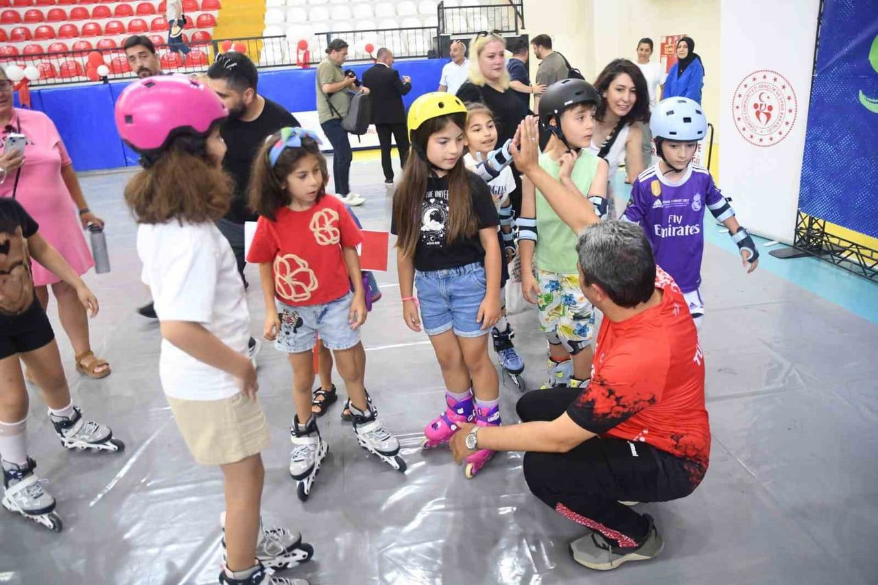 ESKİŞEHİR'DE DÜZENLENEN TÖRENLE AÇILAN GENÇLİK VE SPOR BAKANLIĞI (GSB) SPOR OKULLARI İLE...