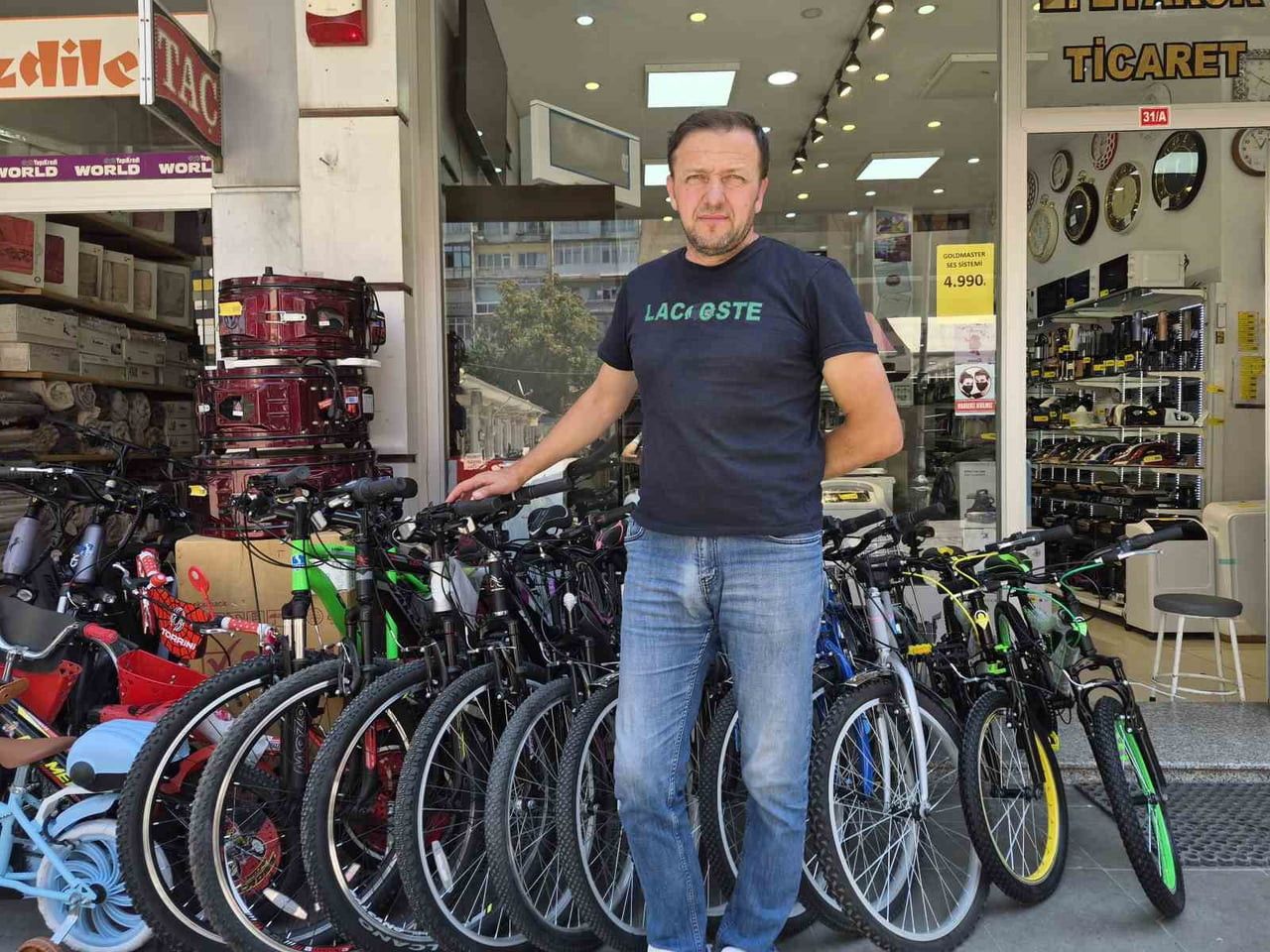 ESKİŞEHİR'DE YAZ MEVSİMİNİN GELMESİYLE BİRLİKTE AÇILMASI BEKLENEN BİSİKLET SEZONU, ALTERNATİF...