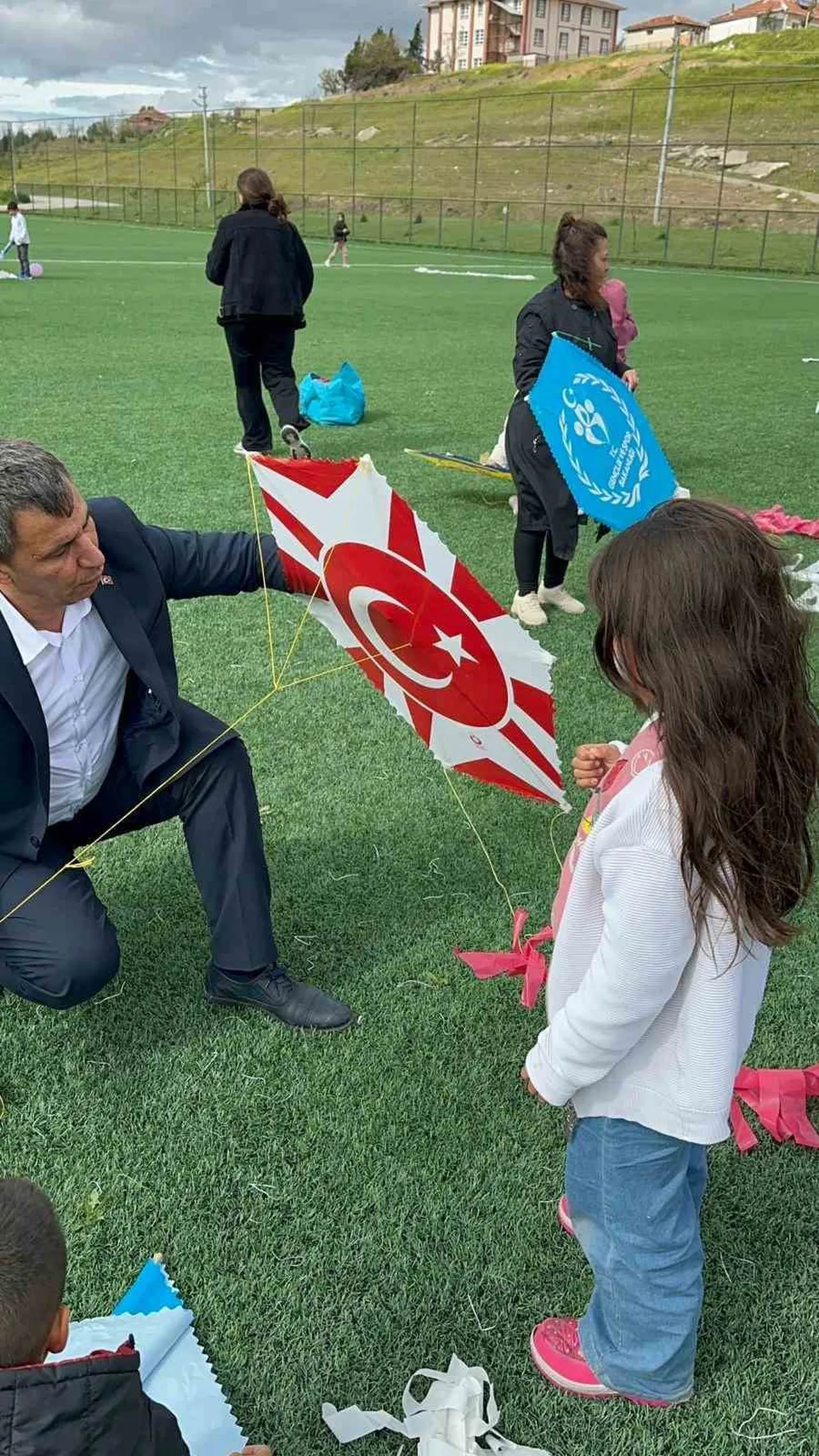 ESKİŞEHİR’İN BEYLİKOVA İLÇESİNDE, BEYLİKOVA GENÇLİK VE SPOR İLÇE MÜDÜRLÜĞÜ TARAFINDAN HIDIRELLEZ...
