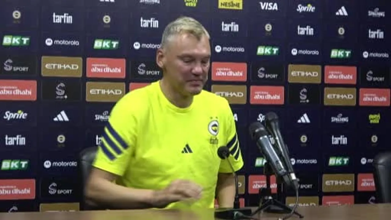 Fenerbahçe Başantrenörü Sarunas Jasikevicius, takımın Bahçeşehir Koleji mağlubiyetinin ardından...