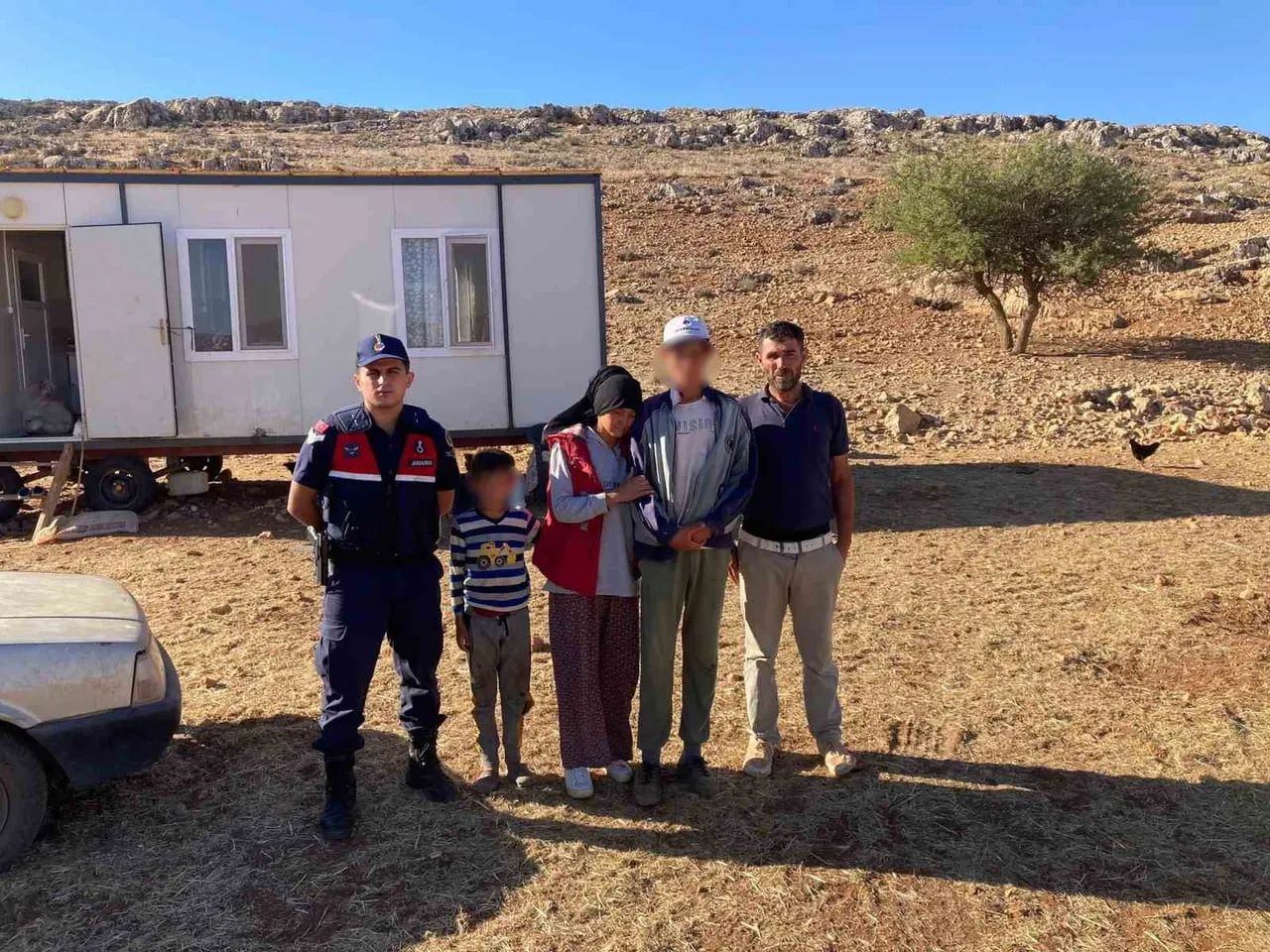 ANTALYA’NIN KORKUTELİ İLÇESİNDE 4 GÜNDÜR KAYIP OLARAK ARANAN GENÇ, JANDARMA EKİPLERİ TARAFINDAN...