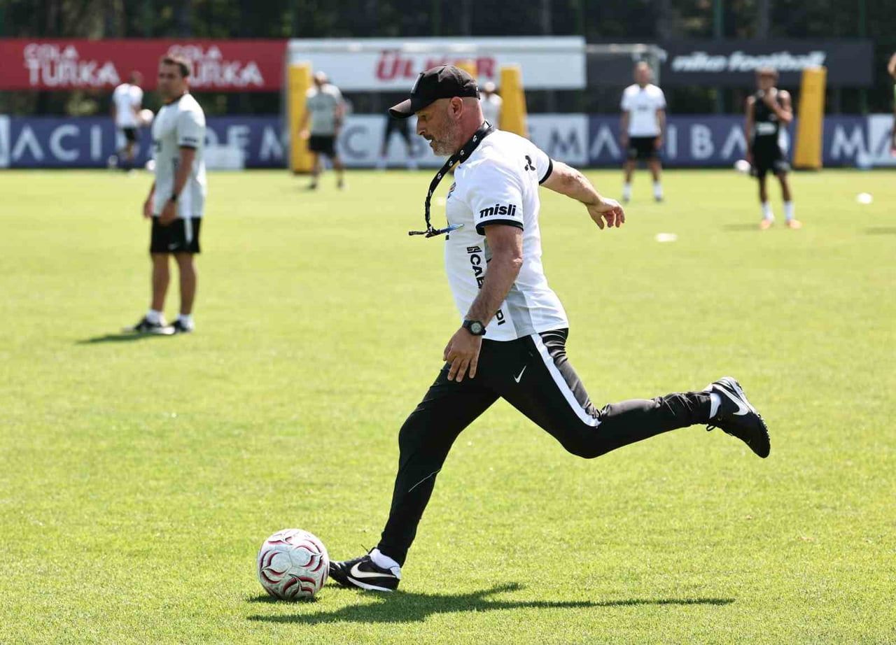 BEŞİKTAŞ, UEFA AVRUPA LİGİ 2. ELEME TURUNDA DANİMARKA'NIN MİDTJYLLAND TAKIMI İLE OYNAYACAĞI RÖVANŞ...