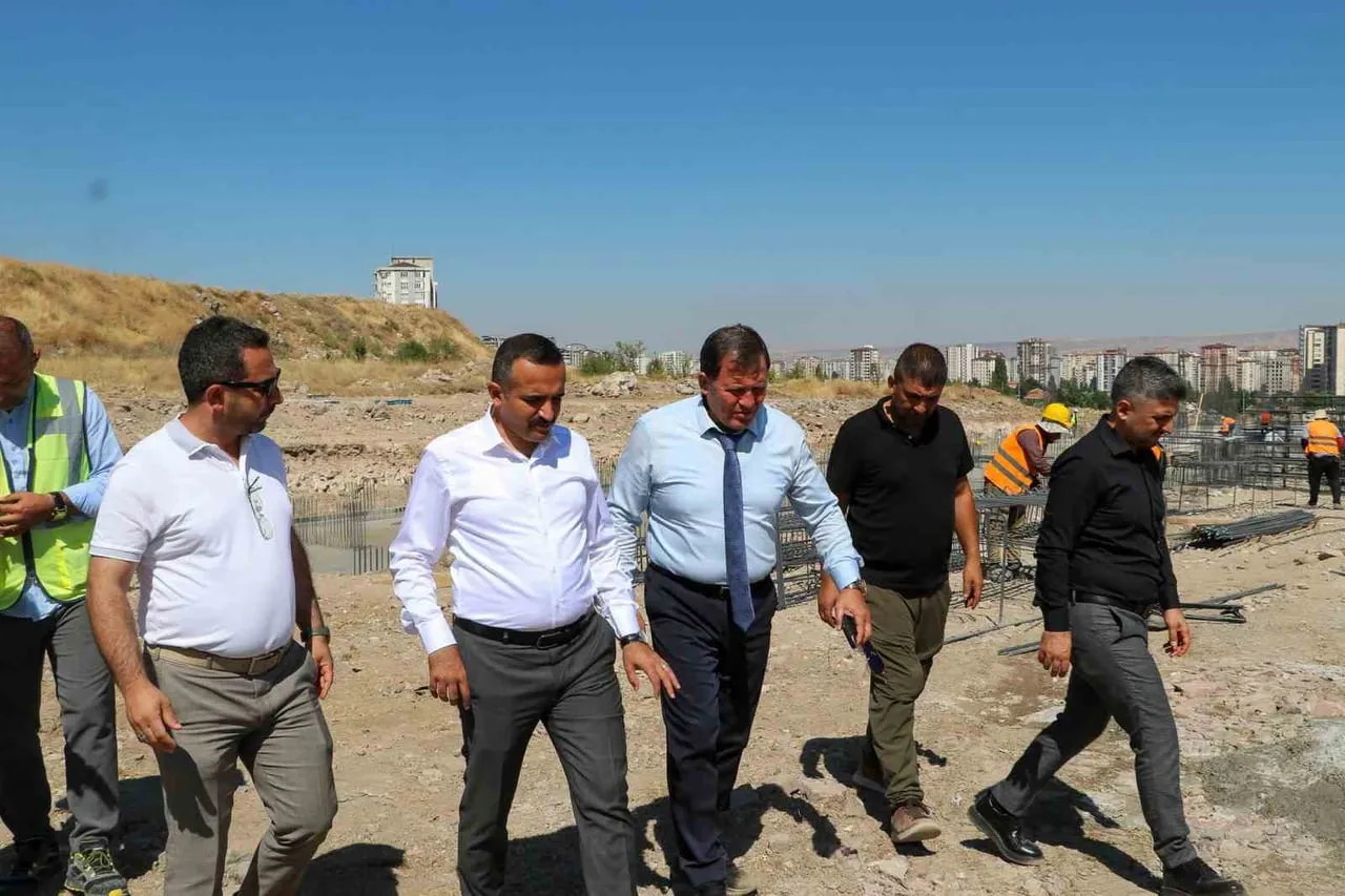 KAYSERİ'NİN TALAS İLÇESİNDE ÖĞRENCİLERİN BARINMA İHTİYACINI KARŞILAMAYA YÖNELİK YURT YATIRIMLARI...