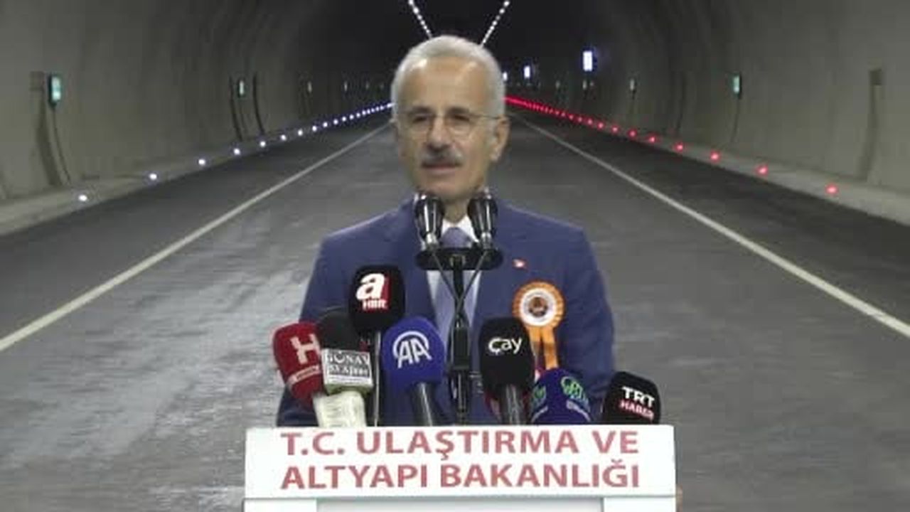 Bakan Uraloğlu: "Çamlıhemşin tüneli ve Ayder yoluyla yıllık 772 milyon lira tasarruf...