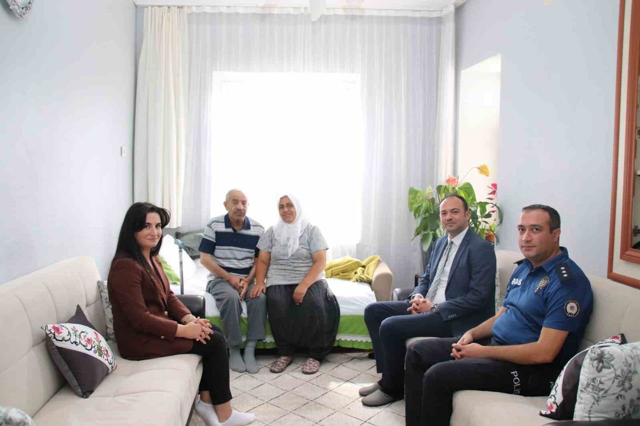 PÜTÜRGE’DE YAŞLI VE RAHATSIZ VATANDAŞLAR EVLERİNDE ZİYARET EDİLDİ
