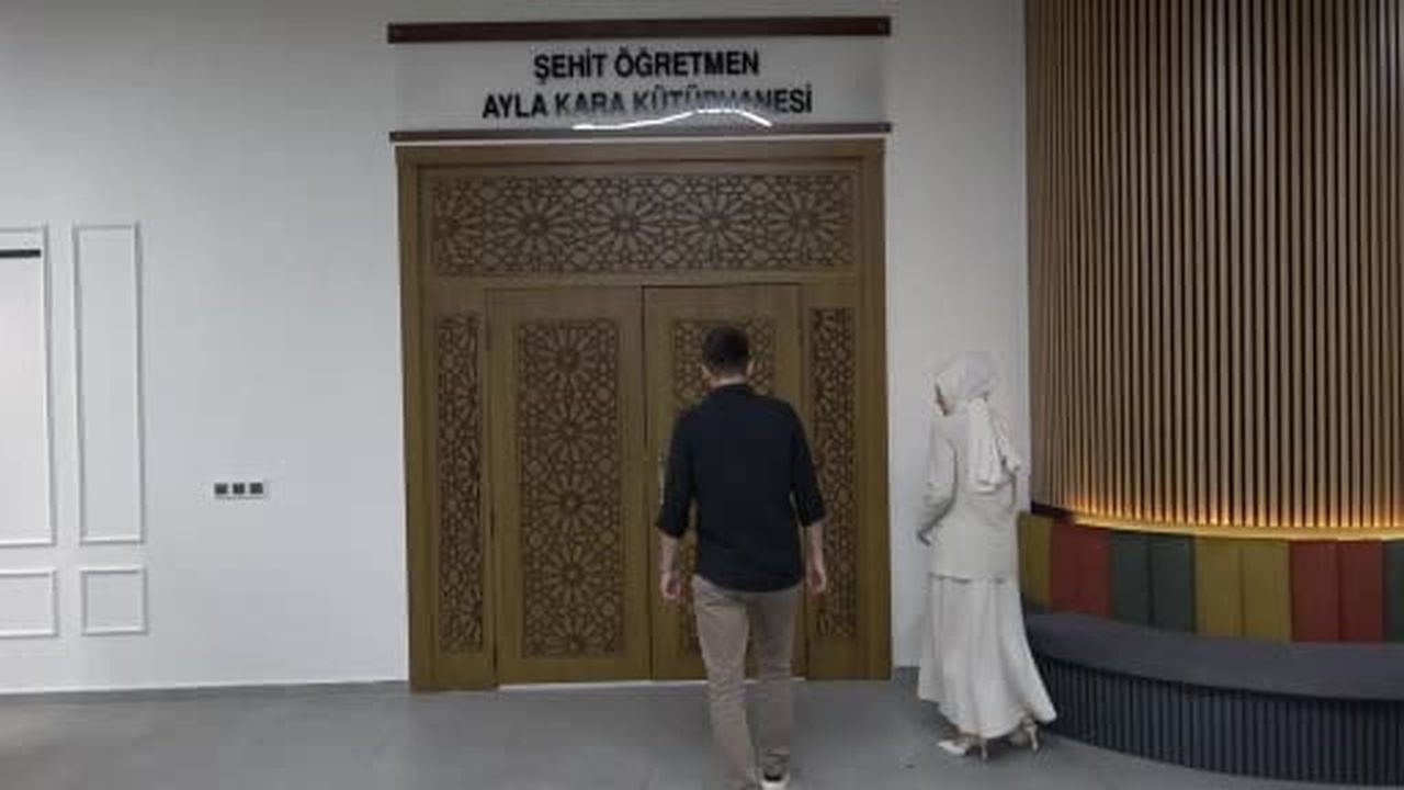 Okul saldırısında hayatını kaybeden öğretmen ve öğrencilerin isimleri gençlik merkezinde...