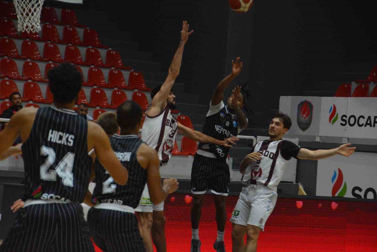 EGE CUP 2026: PİZZA BULLS BORDO BANDIRMA : 105- NEFTCHİ İDMAN: 59