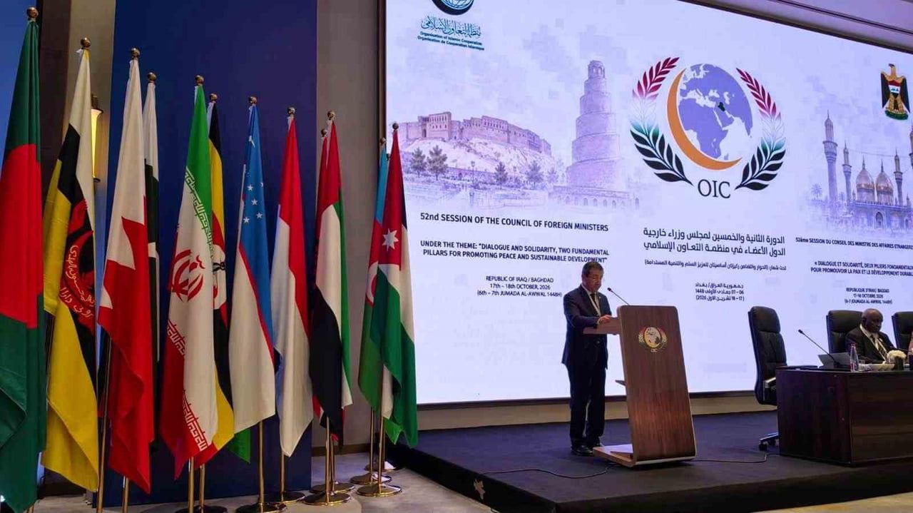 KKTC DIŞİŞLERİ BAKANI ERTUĞRULOĞLU’NDAN İİT ÜLKELERİNE ÇAĞRI: "TÜKENMİŞ BİR MODEL ÜZERİNDE 50 YIL...