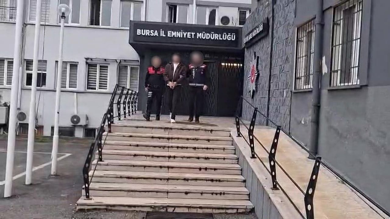 GÖZALTINA ALINAN F.B. İSİMLİ ŞÜPHELİ, EMNİYETTEKİ İŞLEMLERİNİN ARDINDAN ADLİ KONTROL ŞARTIYLA...
