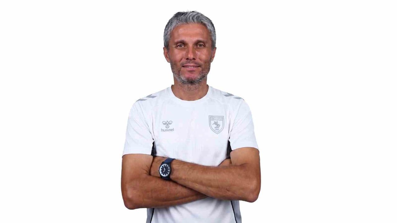 SAMSUNSPOR FUTBOL AKADEMİSİ, YENİ SEZON ÖNCESİ TEKNİK KADROSUNU GÜÇLENDİRMEYİ SÜRDÜRÜYOR. DAHA...
