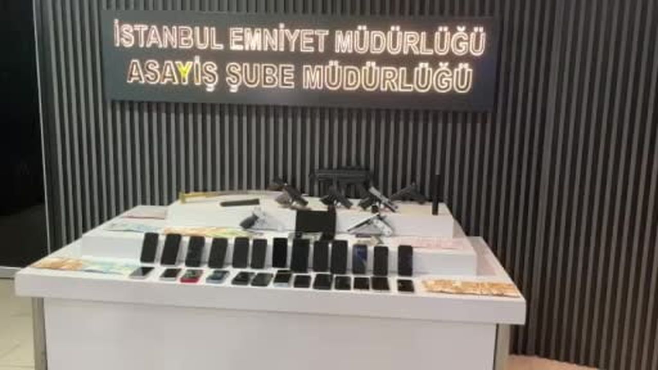 Sahte kimlikle estetik operasyonu olmak istedi kırmızı bültenle arandığı ortaya çıktı: 8 şüpheli...