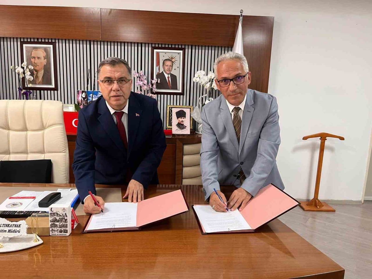 AFYONKARAHİSAR'DA ŞEHİTLİKLERDE BULUNAN ANITLARIN BAKIM VE ONARIMLARININ YAPILMASINA YÖNELİK BÖLGE...