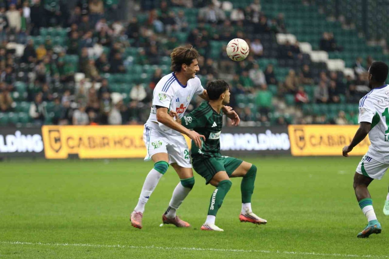 TRENDYOL SÜPER LİG’İN 10. HAFTASINDA KOCAELİSPOR, ÇAYKUR RİZESPOR’U AĞIRLIYOR. KARŞILAŞMANIN İLK...