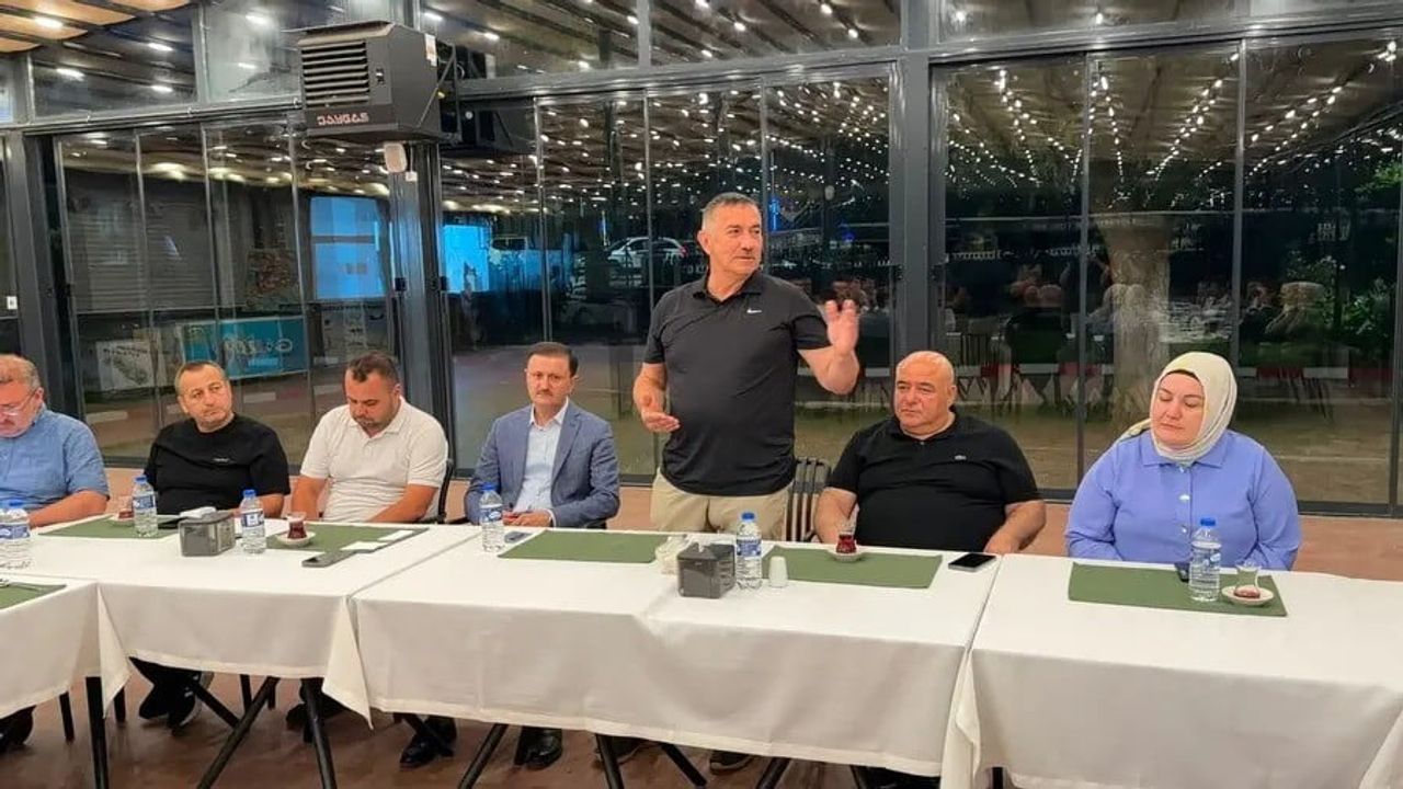 DERNEK BAŞKANI YAKUP ÜÇÜNCÜOĞLU KONUŞMA YAPTI