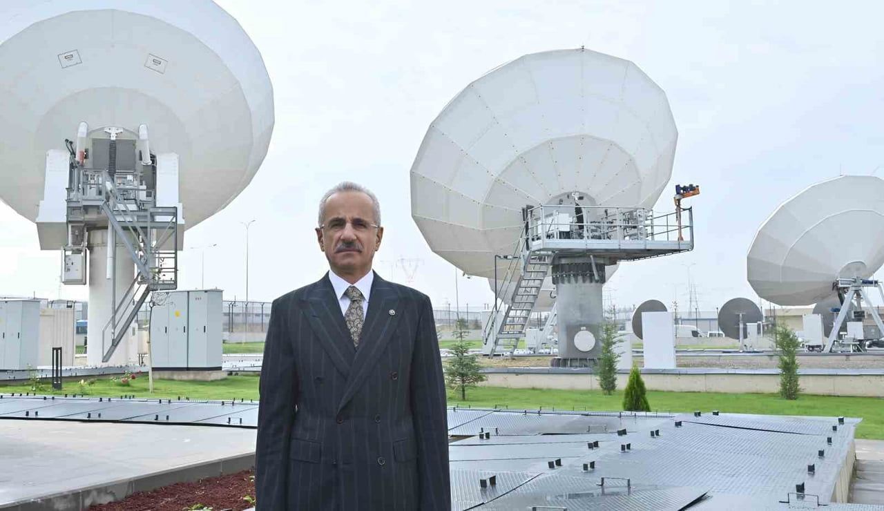 ULAŞTIRMA VE ALTYAPI BAKANI ABDULKADİR URALOĞLU TÜRKSAT-BİRUNİ UYDUSUNA İLİŞKİN, "KATAR İLE...
