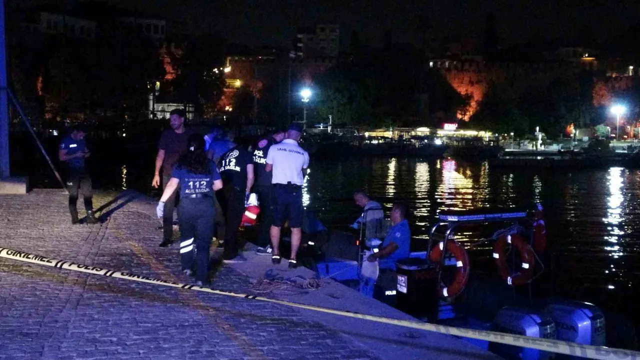 ANTALYA’DA KADIN ARKADAŞINA FALEZLERDE OLDUĞUNU VE HAYATINA SON VERECEĞİNİ SÖYLEYEN ŞAHSIN KALEİÇİ...