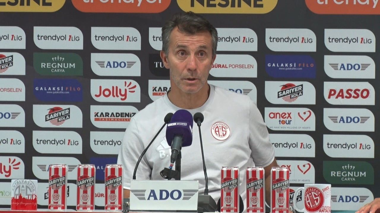 ANTALYASPOR TEKNİK DİREKTÖRÜ BÜLENT KORKMAZ