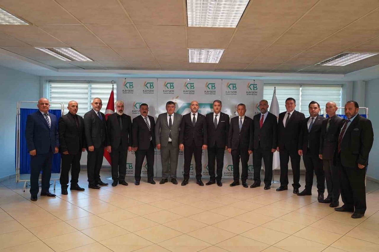 KAYSERİ TİCARET BORSASI’NDA (KTB) GERÇEKLEŞTİRİLEN SEÇİMLERİN ARDINDAN YÖNETİM KURULU BAŞKANI VE...