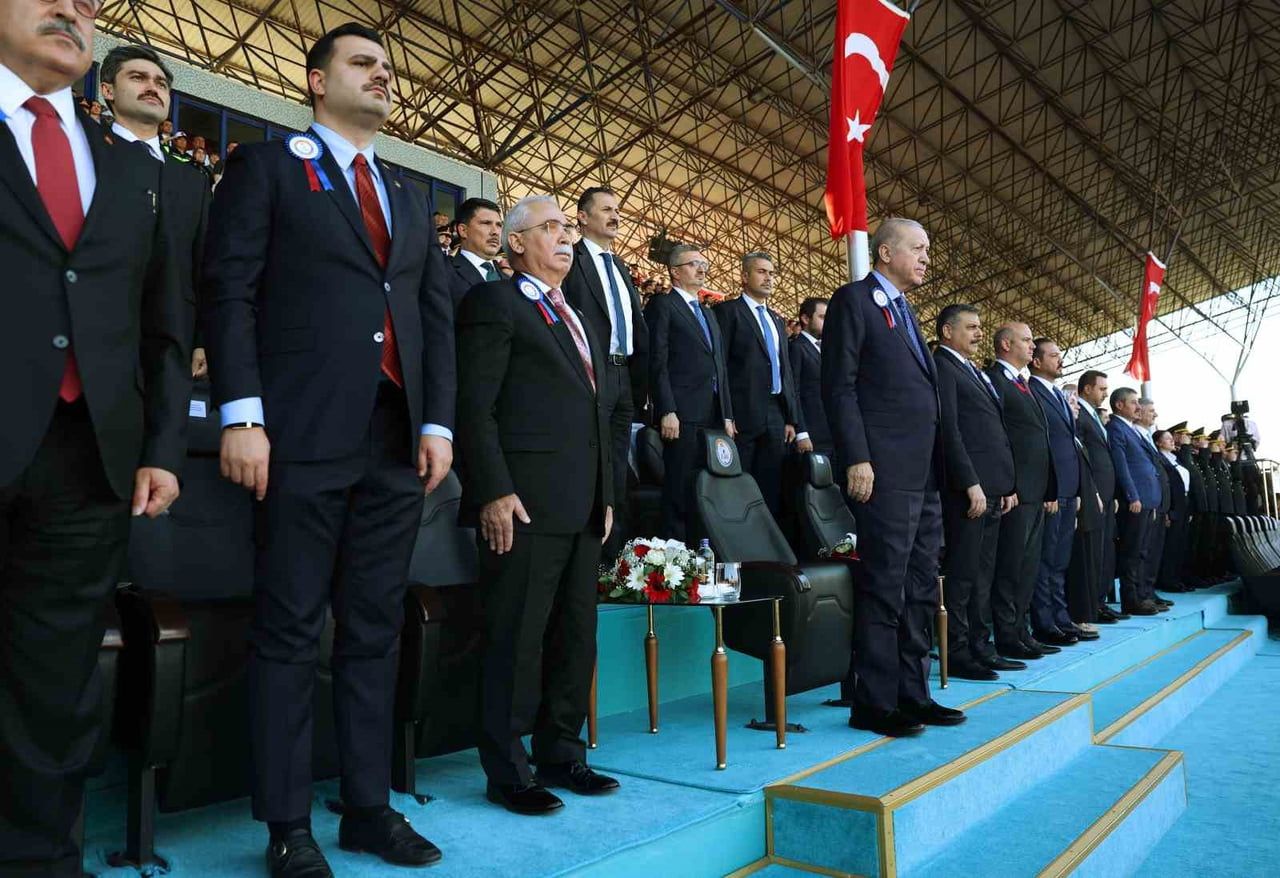 CUMHURBAŞKANI ERDOĞAN, ANKARA’DA DÜZENLENEN JANDARMA VE SAHİL GÜVENLİK AKADEMİSİ'NİN MEZUNİYET...