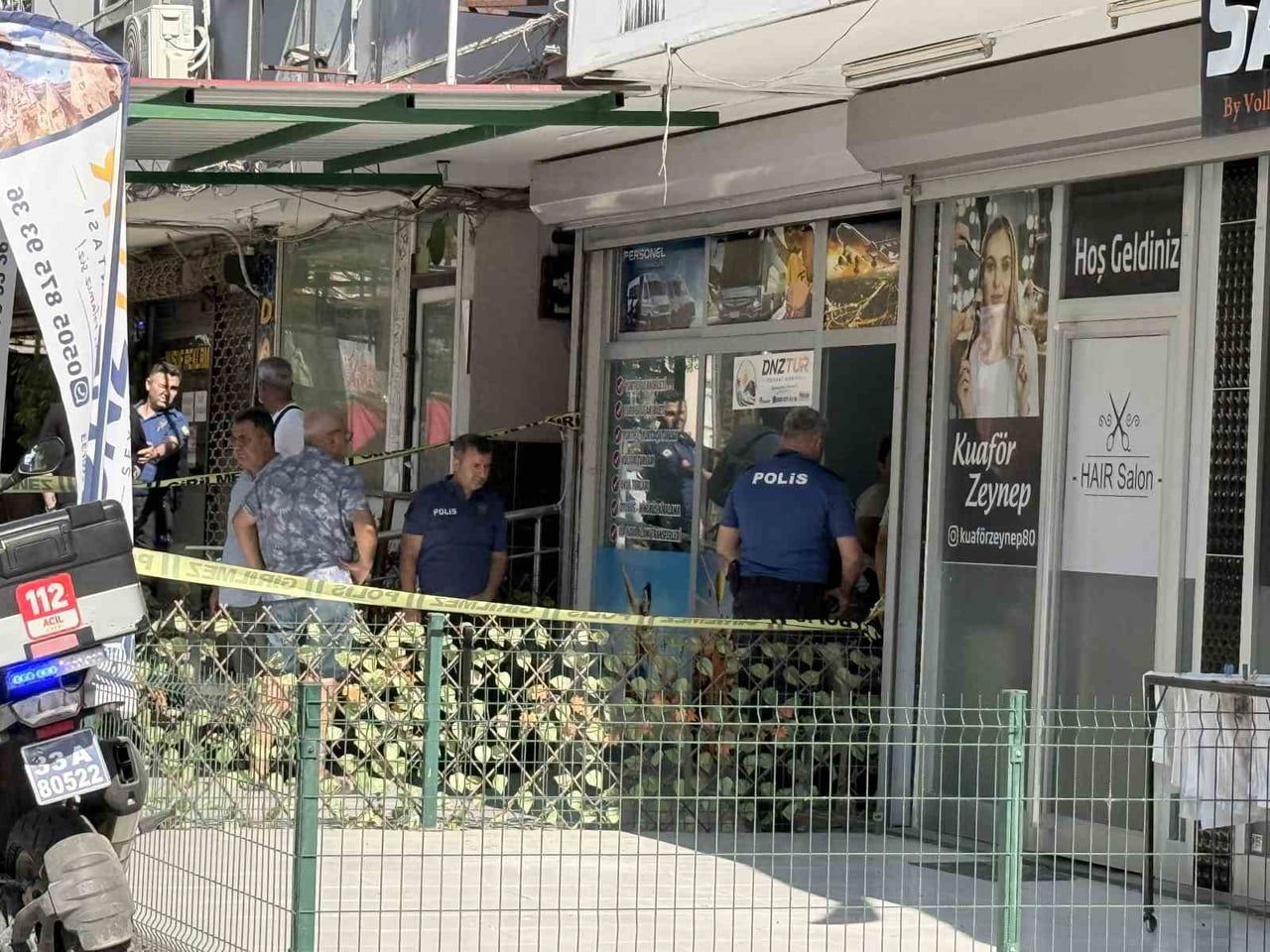 POLİS EKİPLERİ OLAY YERİNDE İNCELEME YAPARKEN, OLAYLA İLGİLİ SORUŞTURMA BAŞLATILDI