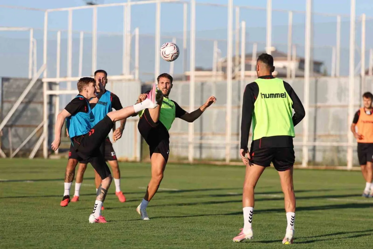 SİVASSPOR, TRENDYOL 1. LİG 2026-2027 SEZONUNUN 2. HAFTASINDA KAYSERİSPOR İLE OYNAYACAĞI...