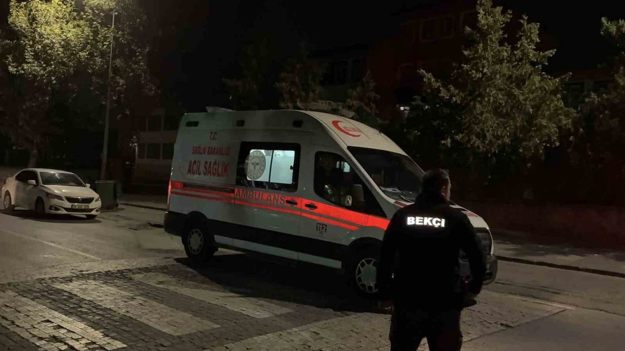 KAYSERİ’NİN KOCASİNAN İLÇESİNDE İKİ GRUP ARASINDA ÇIKAN BIÇAKLI KAVGADA YABANCI UYRUKLU BİR ÇOCUK...