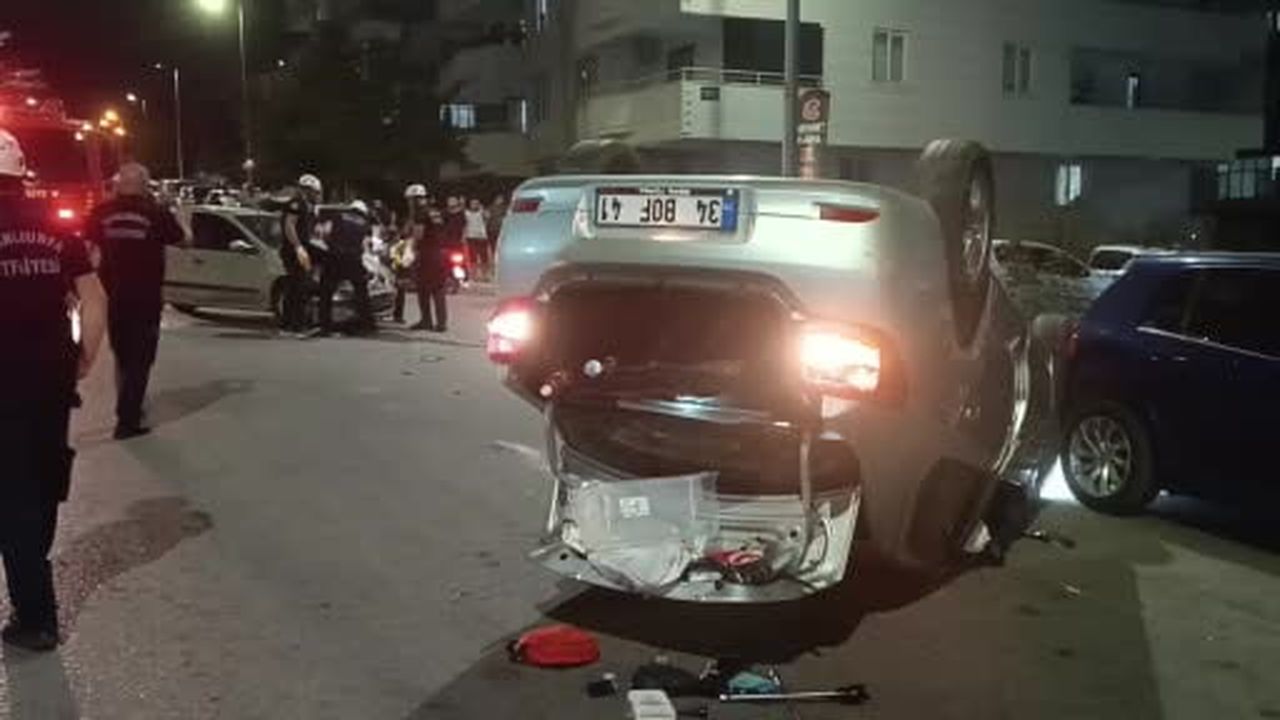 Şanlıurfa’da otomobiller çarpıştı:1 yaralı