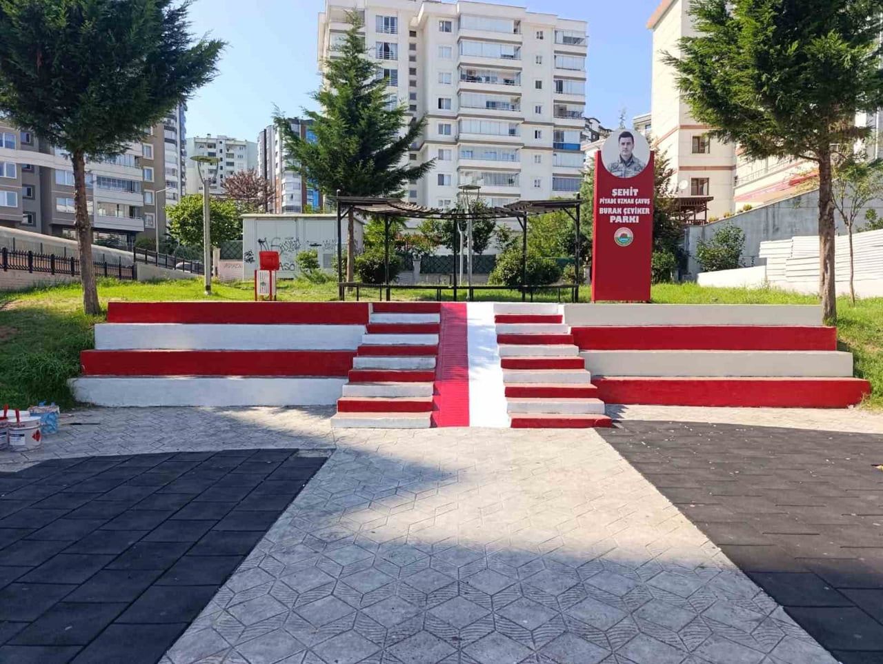 İLKADIM BELEDİYESİ, İLÇE SINIRLARI İÇERİSİNDE YER ALAN PARKLARDA VE YEŞİL ALANLARDAKİ DUVARLARI VE...