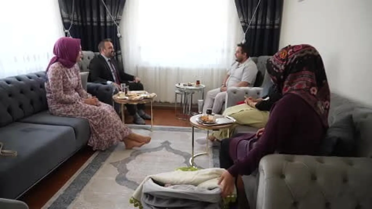 Faizsiz evlilik kredisi gençlere umut oluyor